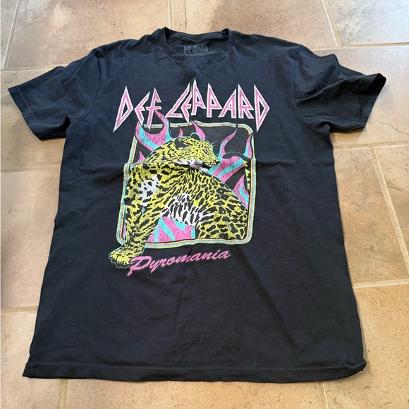 Def Leppard graphic tee m - Picture 2 of 2